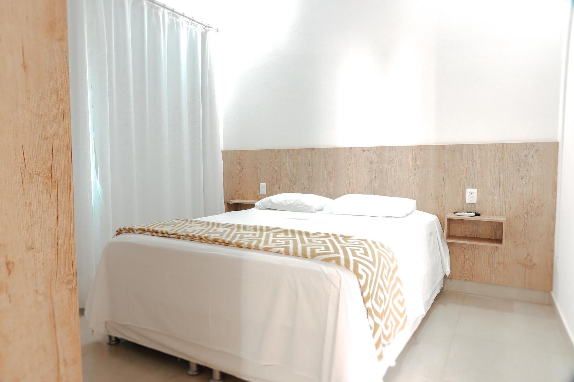 Pousada Kanto Suites & Spa Capitólio Esterno foto