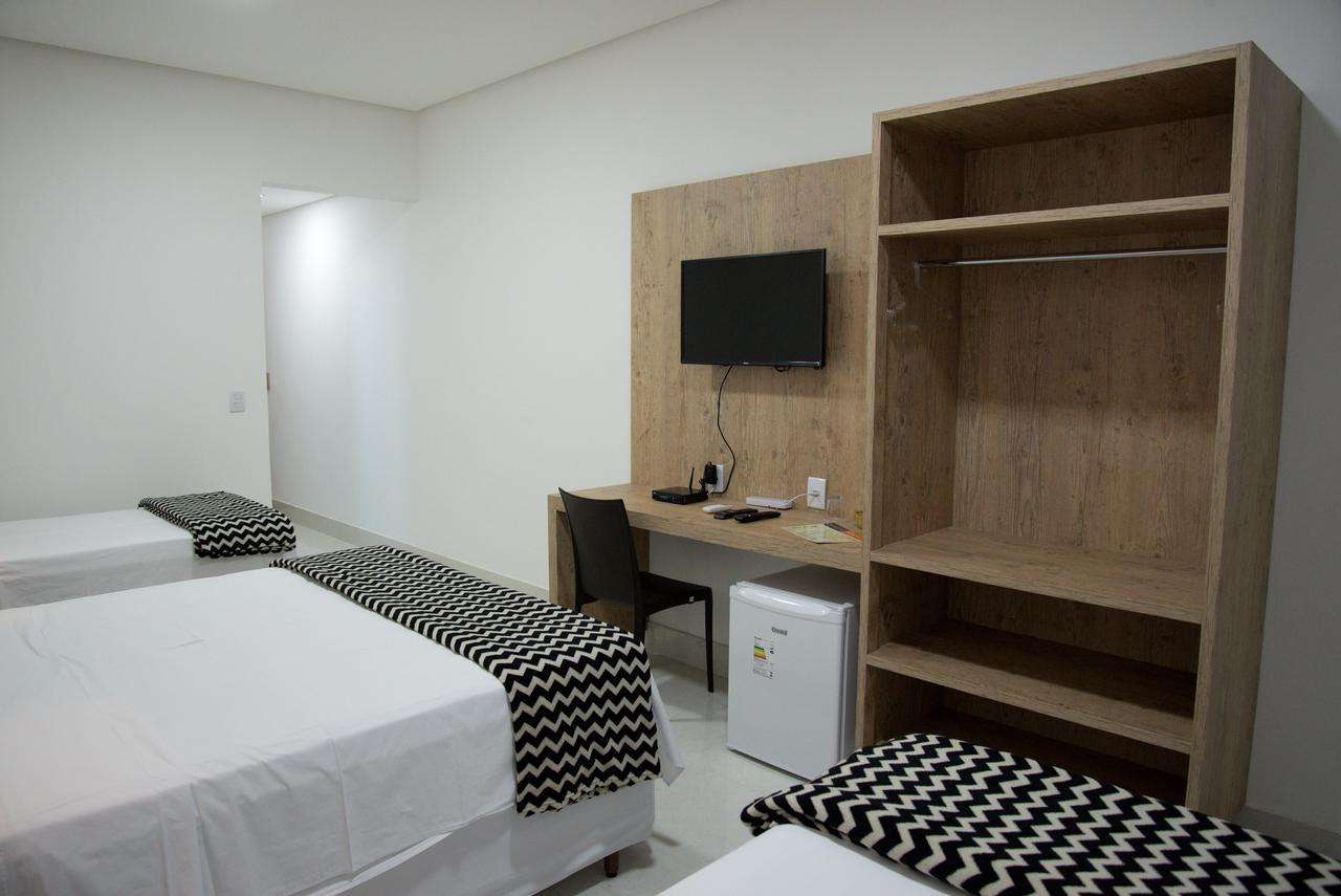 Pousada Kanto Suites & Spa Capitólio Esterno foto